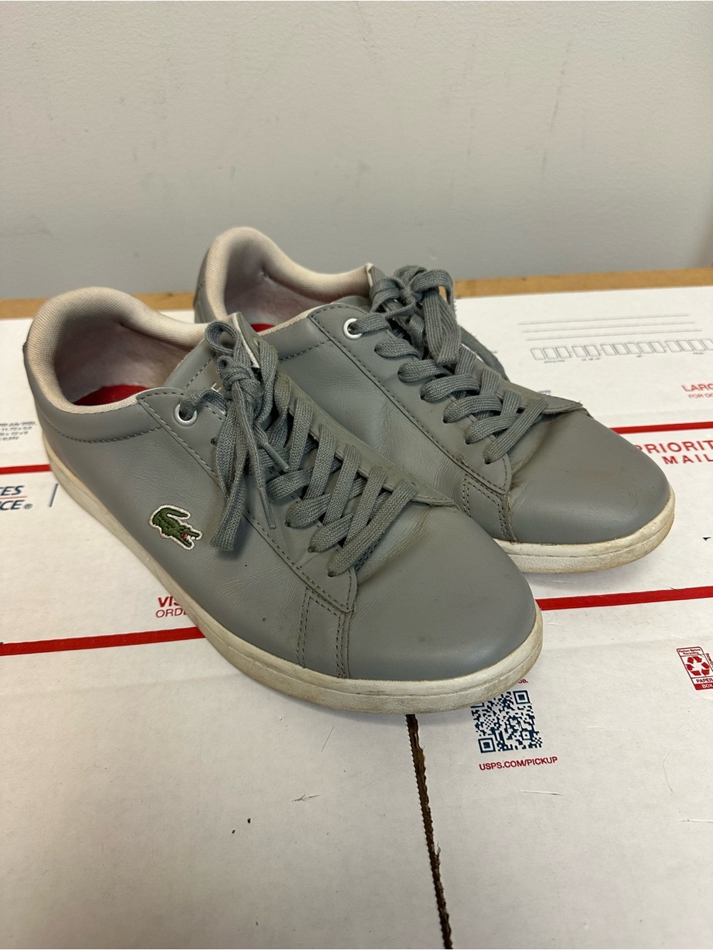 Lacoste Sneakers SZ 8